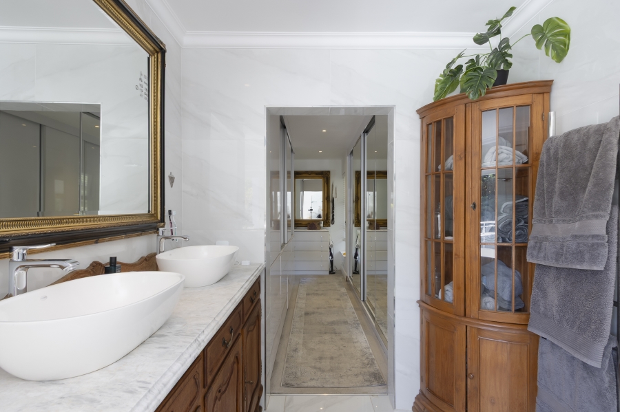 4 Bedroom Property for Sale in Erinvale Golf Estate Western Cape